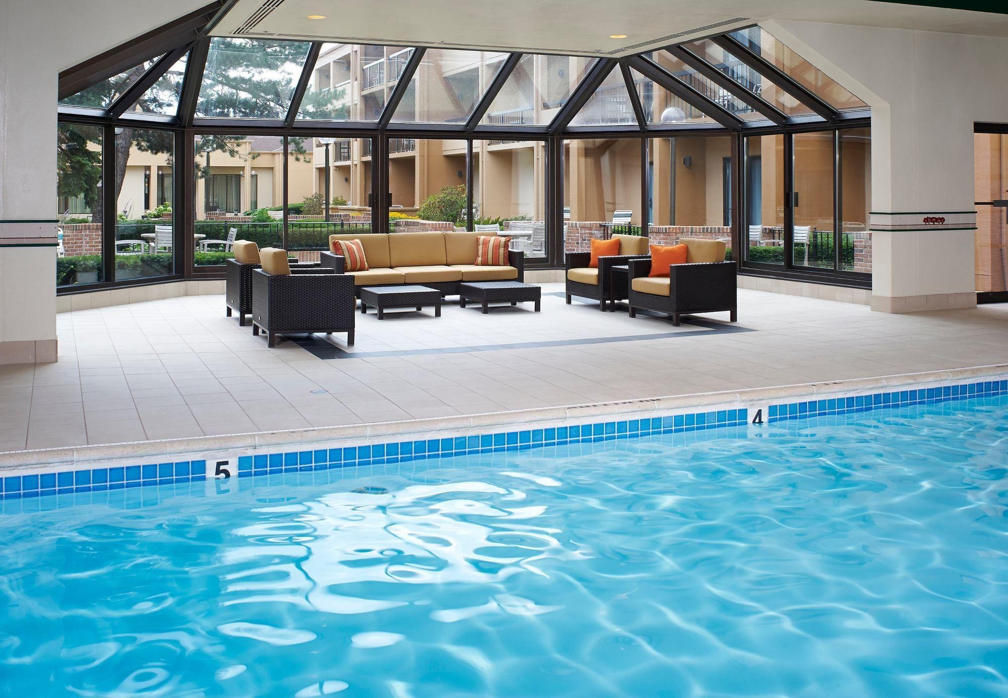 מלון Courtyard Chicago Arlington Heights/South מראה חיצוני תמונה