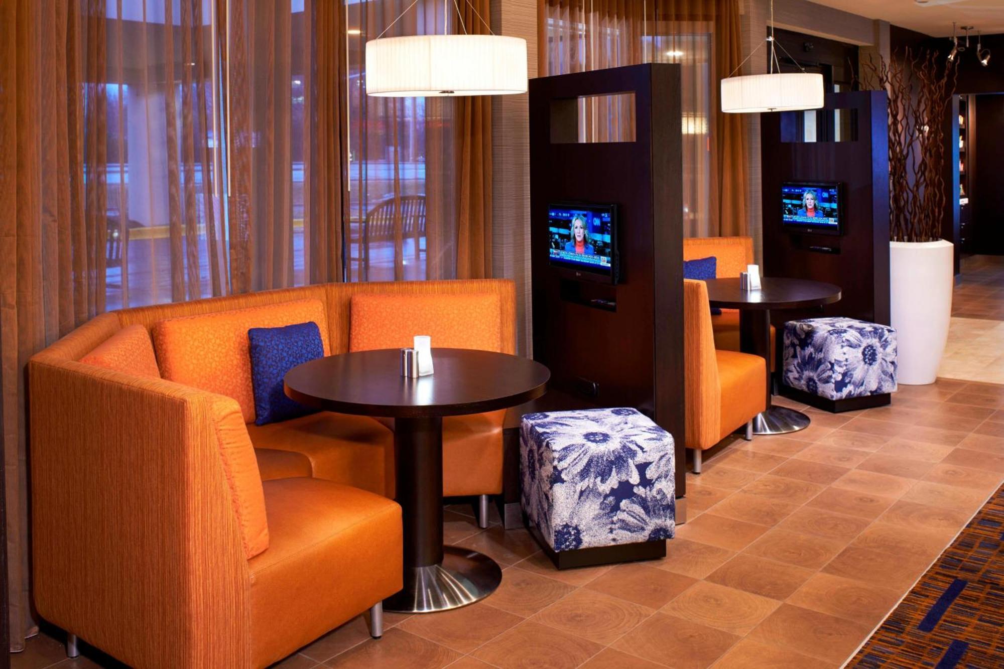 מלון Courtyard Chicago Arlington Heights/South מראה חיצוני תמונה